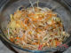 Der fertige Mungobohnensalat mit Bambussprossen
