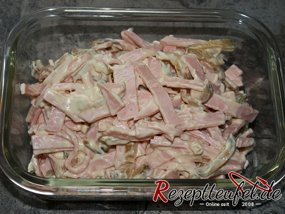 Fertiger Fleischsalat