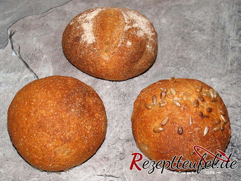 Mit Weizenvollkornmehl, Sonnenblumenkernen oder ohne Belag