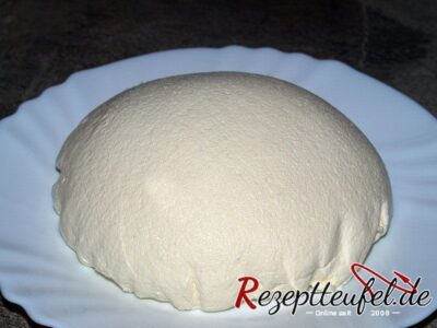 Der frisch zubereitete Frischkäse