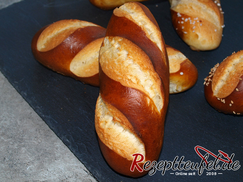 Laugenstangen ohne Bestreuung