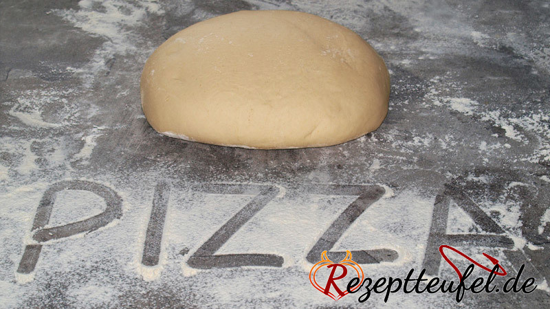 Pizzateig für Pizzaböden
