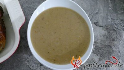 Ungewöhnlich helle Soße