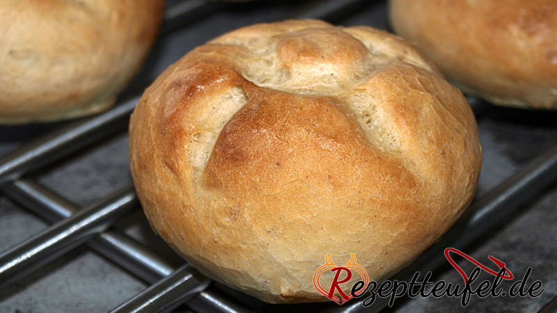 Brötchen mit Backmalz