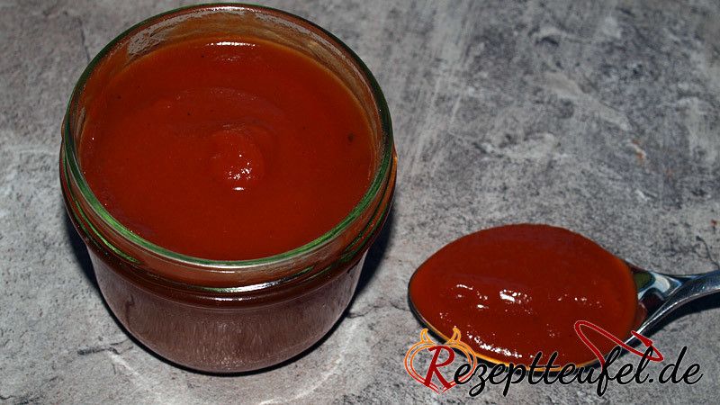 Würziger Tomatenketchup mit Paprika